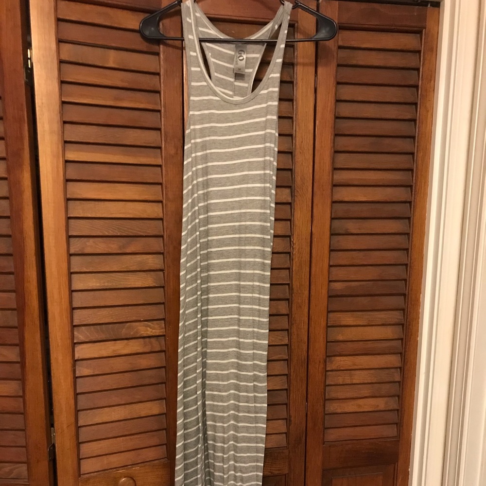 🔴3 for $15🔴 Women’s bodycon maxi dress